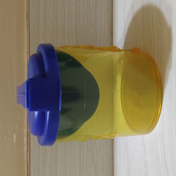 Vintage 1994 Nestle Quik Shot Dispenser Plastic Pitcher Mug - Picture 2 of 5
